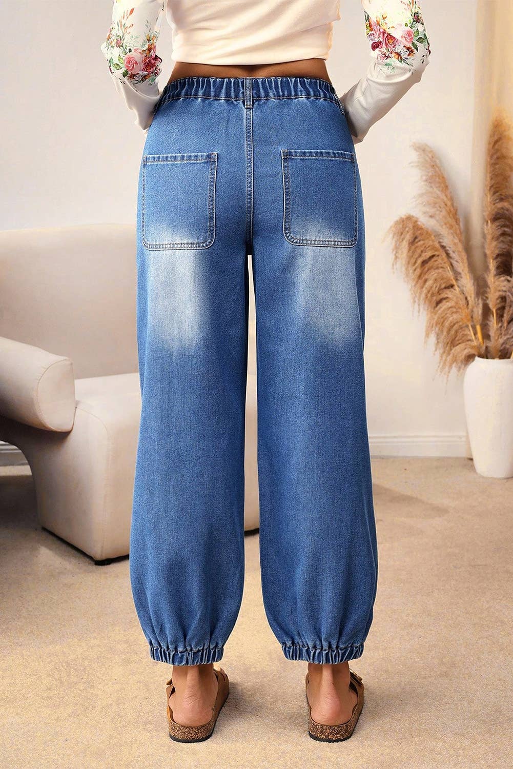 Tapered Loose Fit Jeans