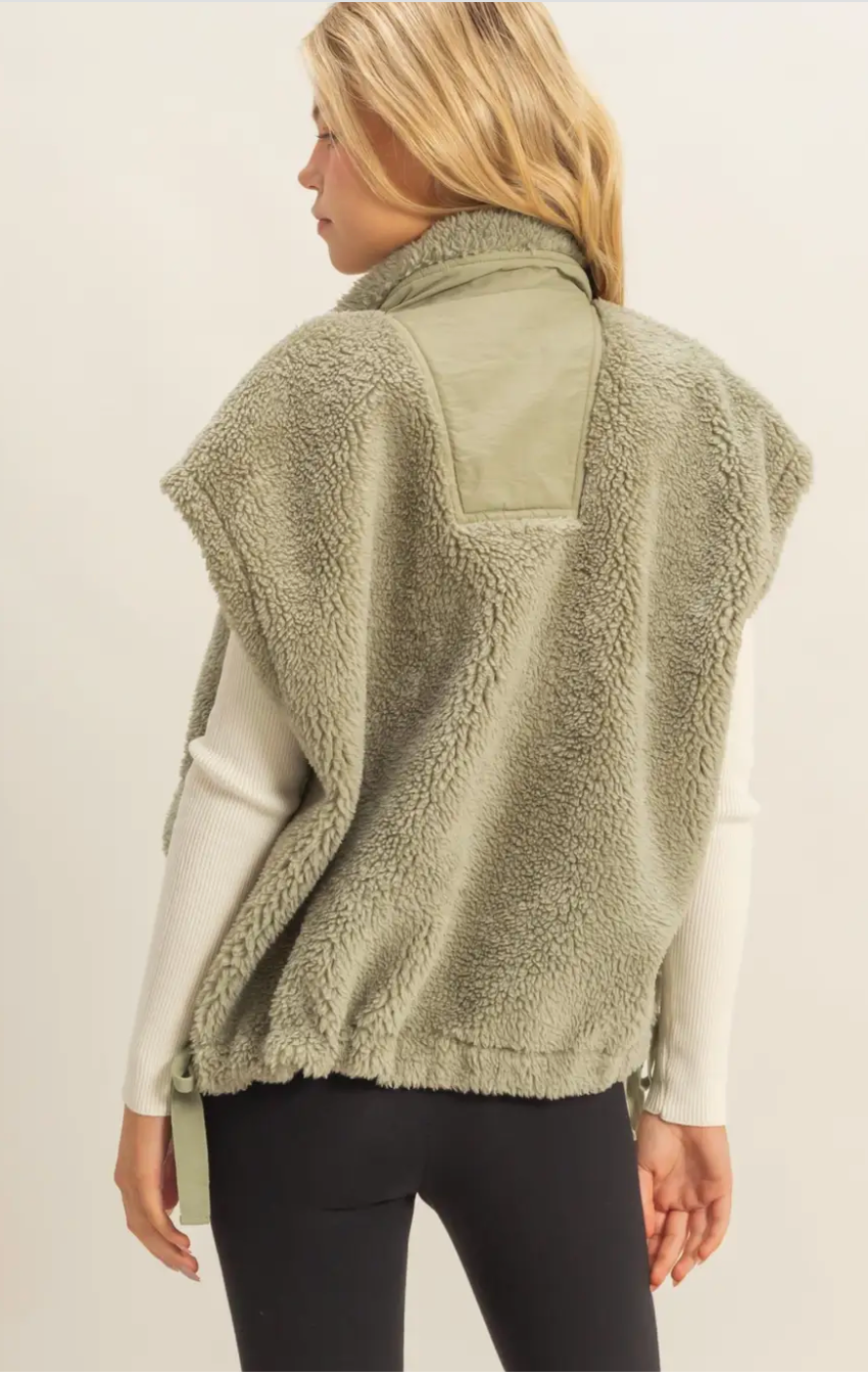 Cozy Sherpa Vest Jacket With Tie-up Side Details