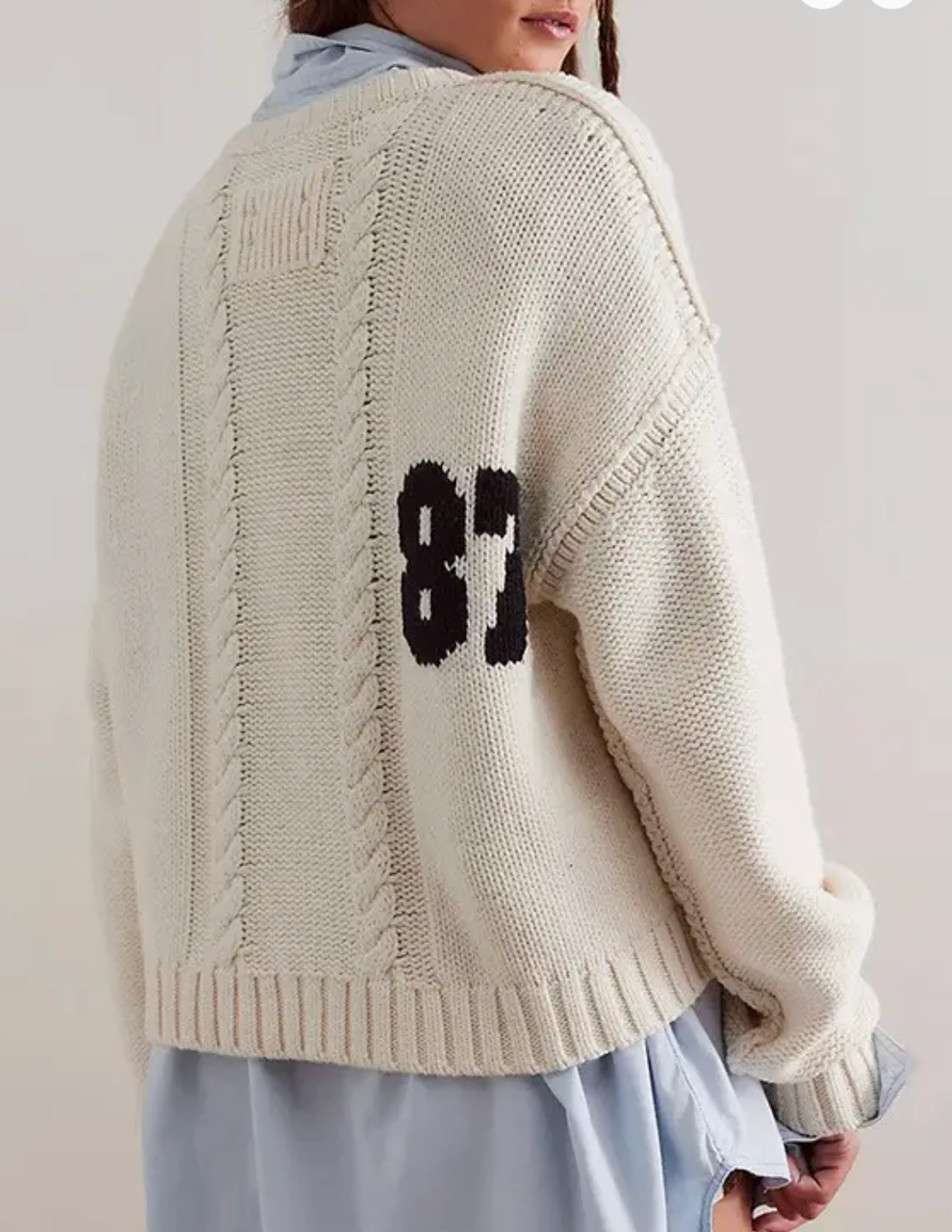 87 Pullover Sweater