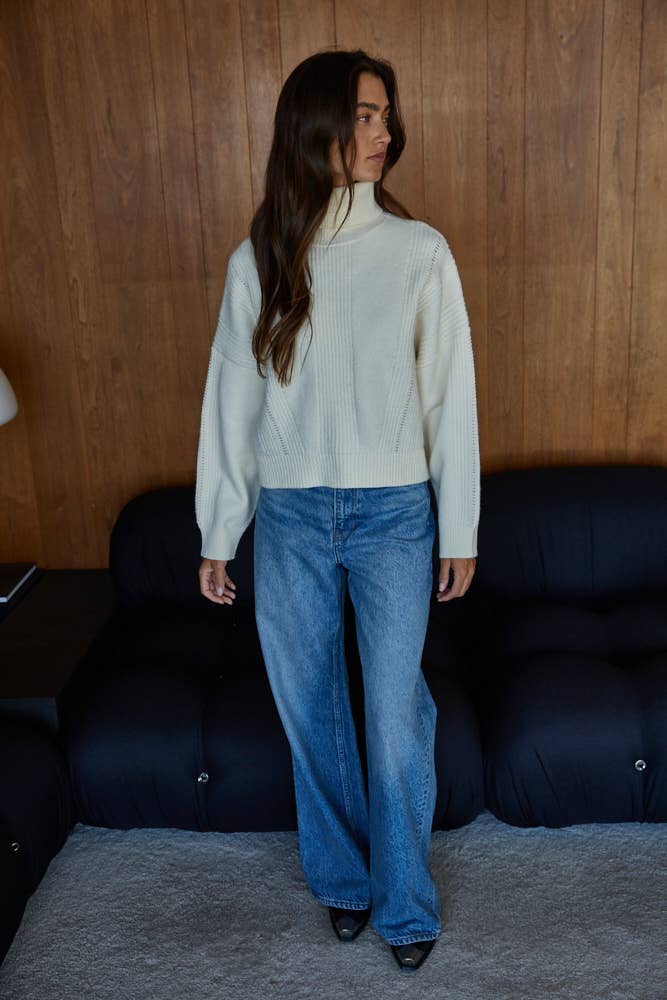 Semi Ribbed Turtleneck Sweater