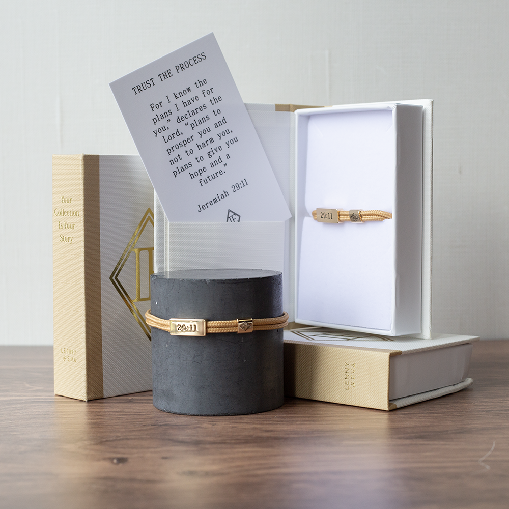 Sentiment Cord Bracelet-Jeremiah 29:11