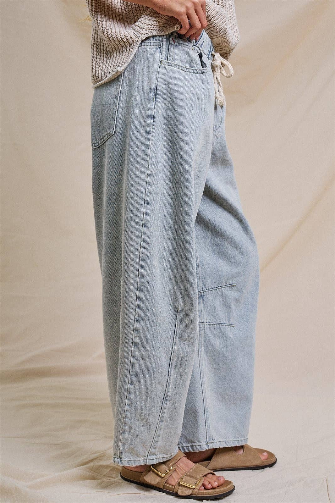 Cloud Wash Barrel Jeans
