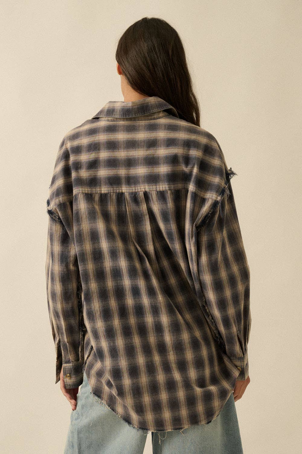Plaid Flannel Raw-Edge Oversize Shirt