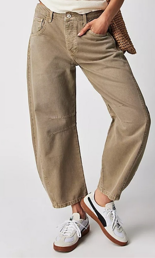 Washed Mid Rise Barrel Jeans