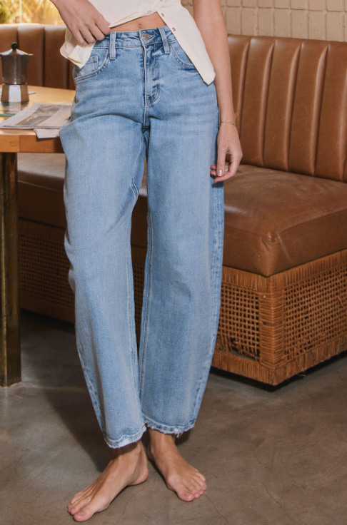 Vervet HIgh Rise Light Barrel Jeans