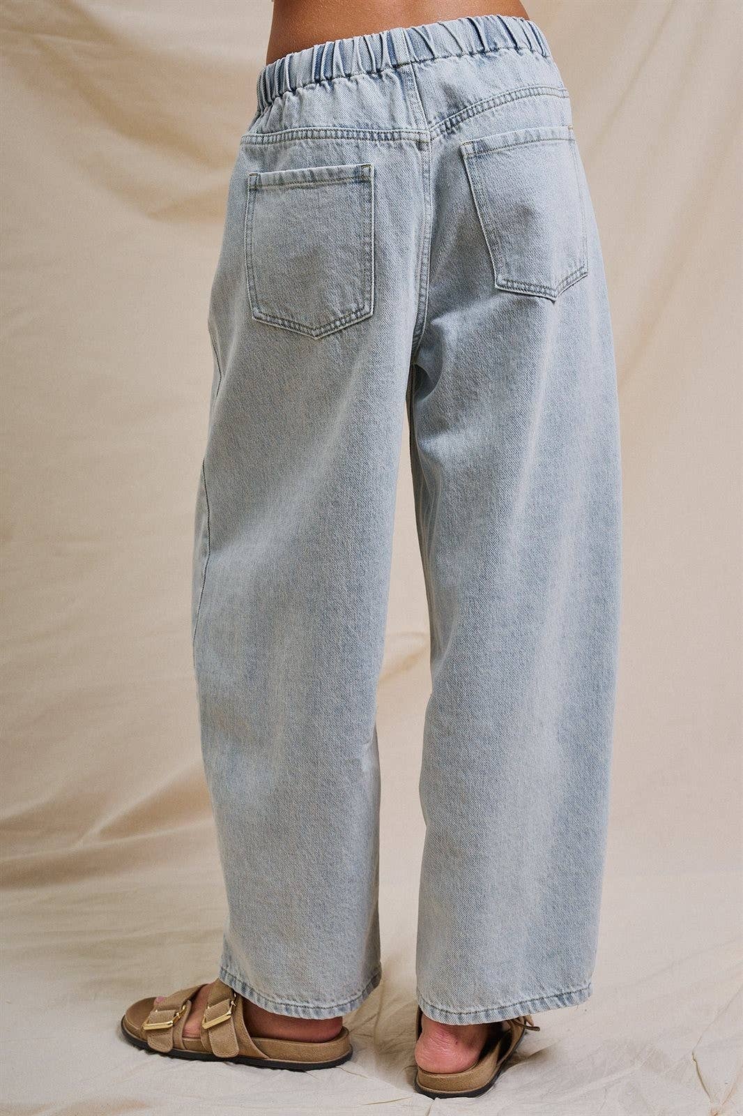 Cloud Wash Barrel Jeans